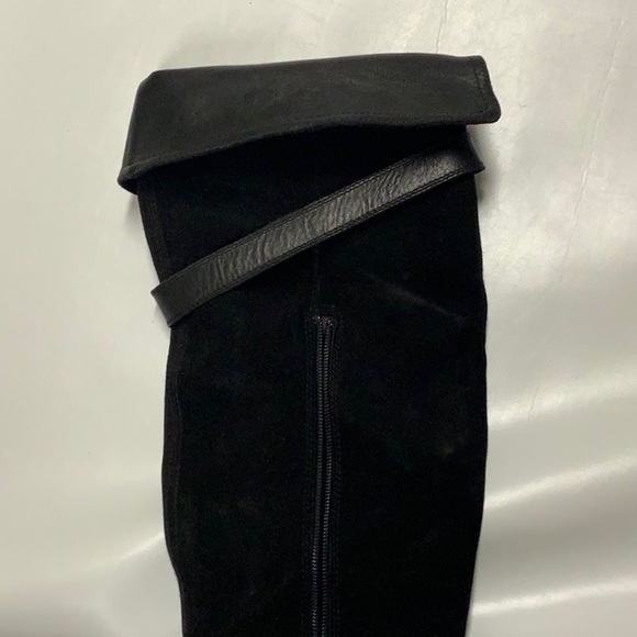 Black cuff boots, size 7 1/2 N - Picture 6 of 7